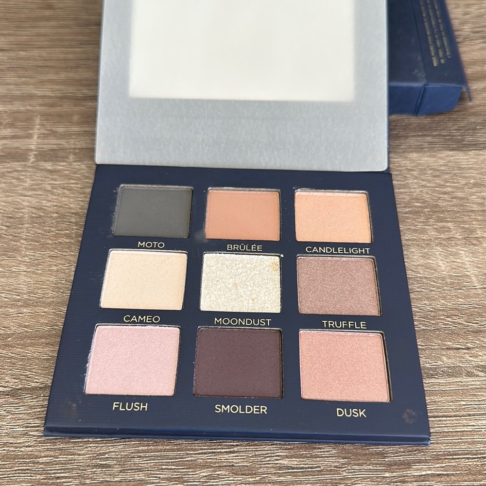 Beautycounter Velvet Eyeshadow Palette - Romantic